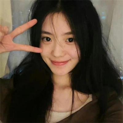 野犬撕碎了那女孩的白婚纱